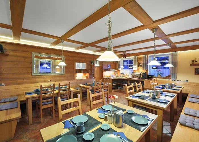 Affittacamere And Monika Špindlerŭv Mlýn