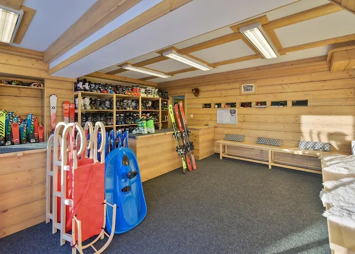 And Monika Špindlerŭv Mlýn