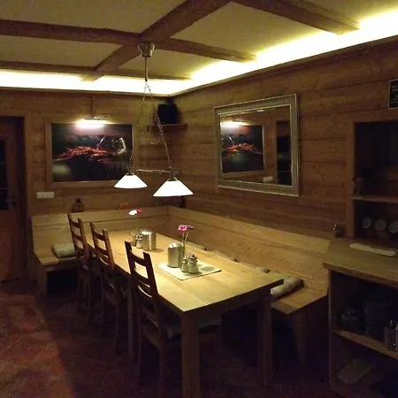 Гостьовий будинок And Monika 3*