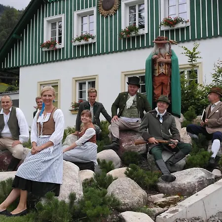 Guest house And Monika