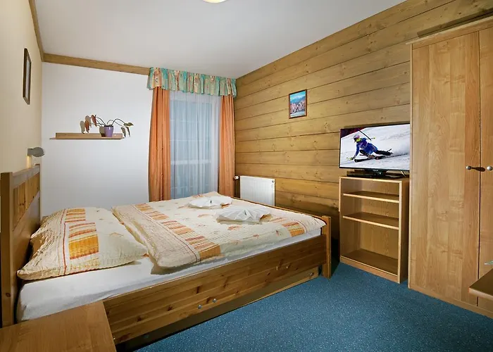 And Monika Špindlerŭv Mlýn